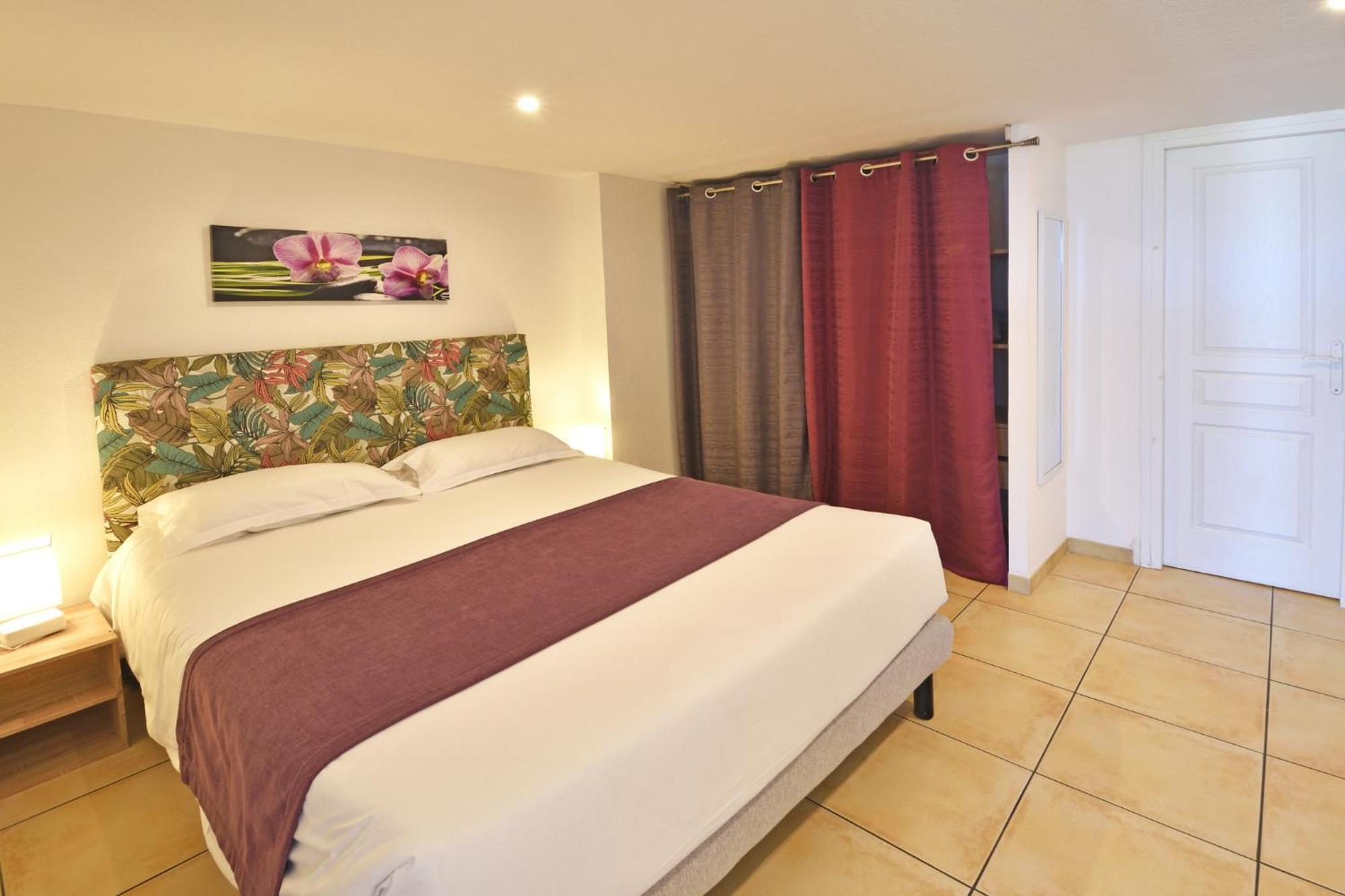 Calvi Appart Hotel エクステリア 写真